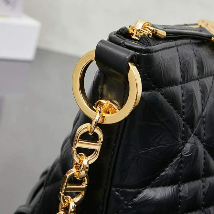 Picture of Dior Handbags _SKUfw239316566fw